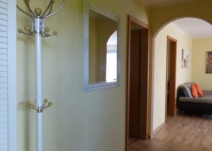 Semesterbostad Erika *